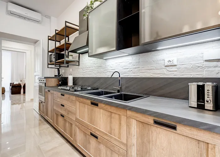Apartament Fama - Mecenate 3br & 2ba *