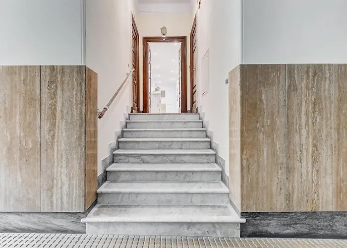 Apartament Fama - Mecenate 3br & 2ba Rzym